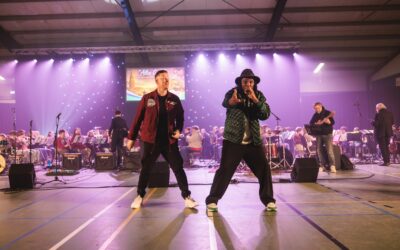 Sportcentrum Leek vol tijdens jubileumconcert Hartslag